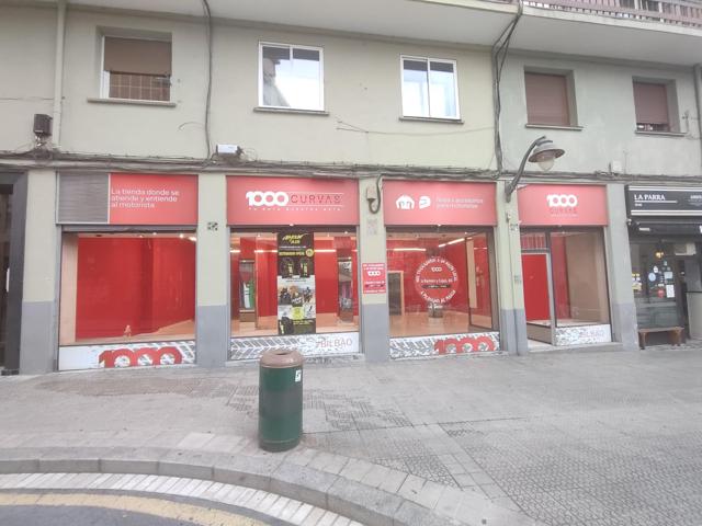 Local comercial con mucho escaparate Deusto photo 0