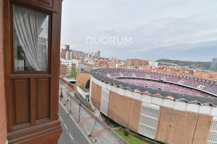 Preciosa Vivienda de 2 Hab Con Vistas en Amezola photo 0