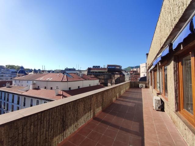 Oficina exterior con terraza en zona Albia en alquiler photo 0