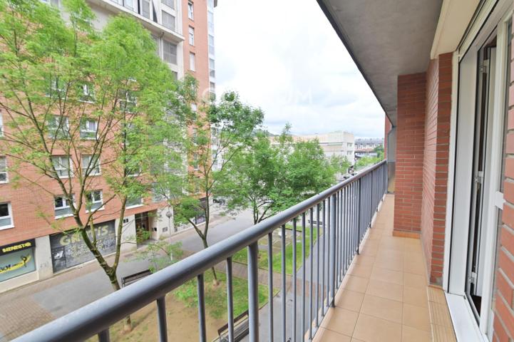 VIVIENDA CON TERRAZA EN MIRIBILLA photo 0