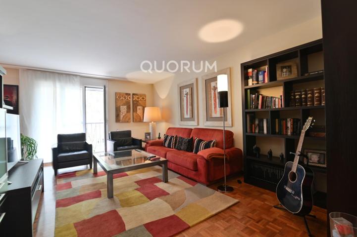 Piso En venta en Miribilla, Bilbao photo 0