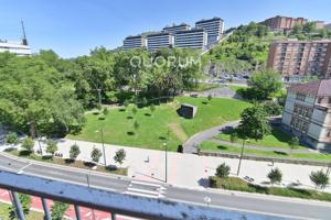 Vivienda Con 3 Terrazas en Deusto photo 0