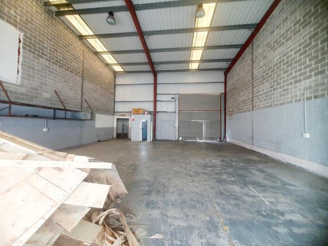 Nave industrial en Lemoa photo 0