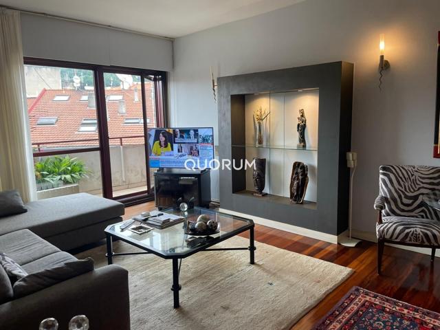 Piso En venta en Ensanche, Bilbao photo 0