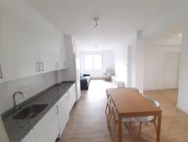 Vivienda Reformada de 4 Habitaciones Junto al Tren photo 0