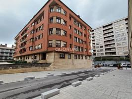 Vivienda de 2 Hab con Garaje opcional en Deusto photo 0