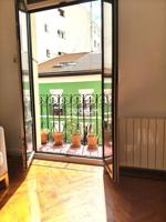 Luminosa Vivienda con balcones en Zabala photo 0