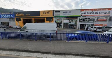 Nave Industrial con Entreplanta En Buen Estado en Basauri photo 0