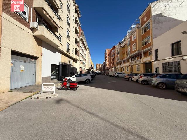 Plaza de garaje en alquiler zona Mª Auxiliadora photo 0