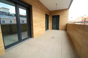 PISO DE LUJO EN JESUS RINCÓN JIMENEZ 4 DORMITORIOS + 2 BAÑOS + GARAJE + TRASTERO + 15 M2 DE TERRAZA photo 0