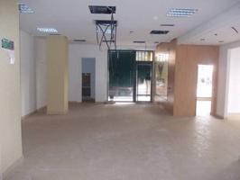 Local en alquiler photo 0