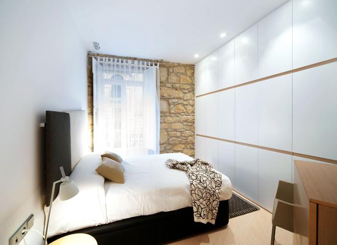 San Sebastián. Centro. Calle Prim. Al lado de Plaza Bilbao. Apartamento en edificio de hormigón. 1º, ascensor. 50 m2 construidos. photo 0