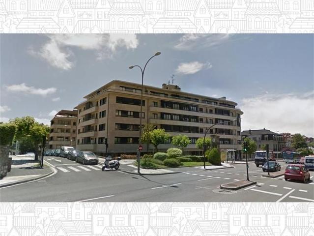 San Sebastian Ategorrieta justo al lado del reloj.
Preciosa vivienda en inmejorable estado ,edificio de reciente construcción y c photo 0