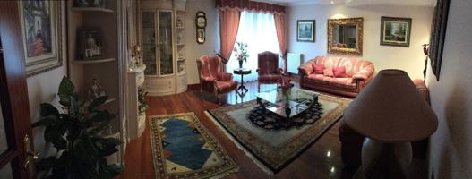 Irun. Puiana. Avda. de Letxumborro. Villa adosada de 240 m2 de superficie construida aproximada. Tiene 18 años de antigüedad. 4 pl photo 0