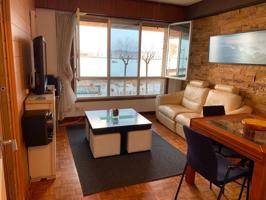 Hondarribia. Centro. En el Paseo Butron. Calle Almirante Alonso. Apartamento de 50 m2, de superficie útil aproximada, con vista al photo 0