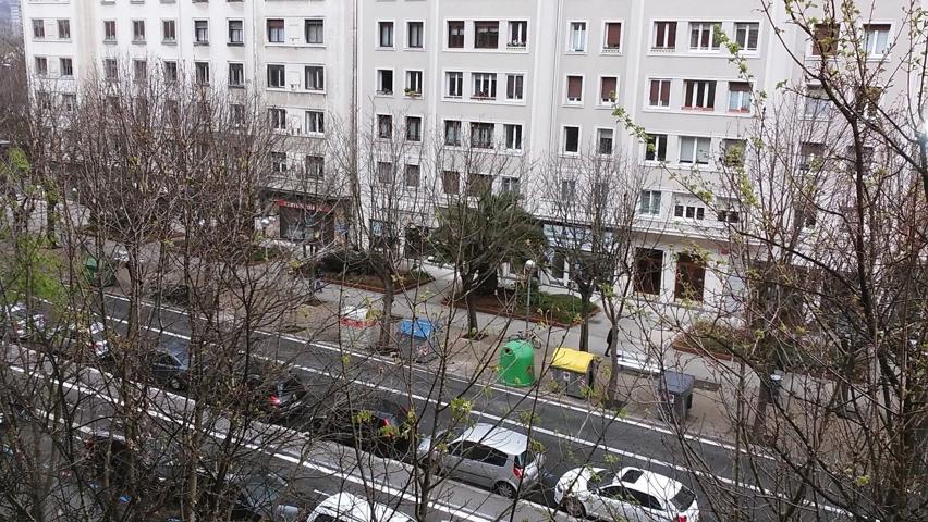 San Sebastián. Vivienda muy próxima al Centro. Amara. Avda. Sancho el Sabio, al comienzo. Vivienda segregable. Piso 1º, ascensor,  photo 0