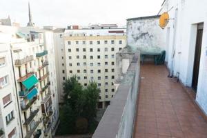 San Sebastián. Amara. Primera zona. Muy cerca del Centro. Paseo Errondo. Al comienzo. Ático, en planta 10ª, con ascensor. 92 m2 út photo 0