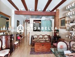 CasaBella vende Acogedora vivienda en Pleno Centro de Valencia en una estupenda Finca Rehabilitada de 1890. photo 0