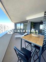Casabella Inmobiliaria vende este magnífico piso de 143 m² con terraza en Quatre Carreres- Malilla. photo 0