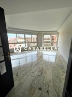 Casabella Inmobiliaria alquila vivienda en el barrio de Mestalla con garaje. photo 0
