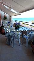 Casabella Inmobiliaria alquila estupenda vivienda en primera línea en la playa de Cullera. photo 0