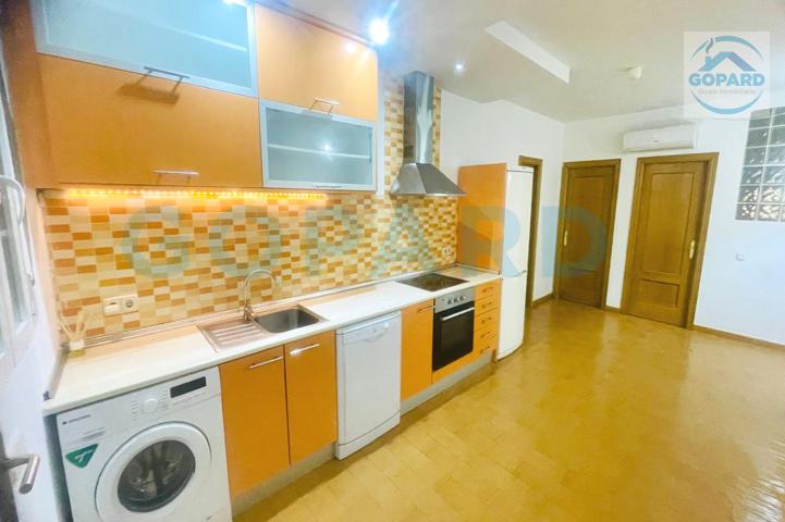 Inmobiliaria Gopard ofrece esta práctica y acogedora vivienda con patio privado con barbacoa! photo 0
