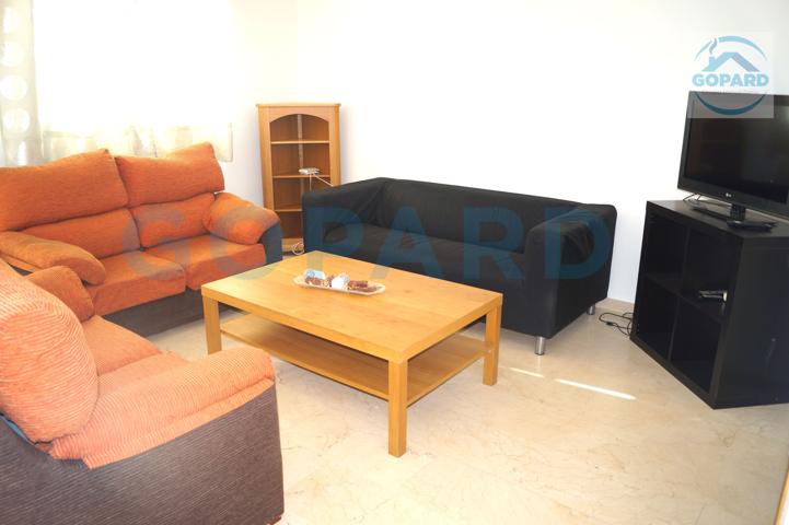 SE ALQUILA CHALET PARA ESTUDIANTES TOTALMENTE AMUELADO Y DISPONIBLE PARA ENTRAR YA!
 photo 0