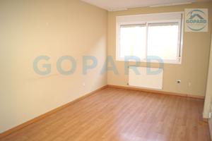 Inmobiliaria Gopard, alquila piso en el centro de Valdemorillo photo 0