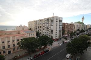 Piso En alquiler en Calle Ciudad De Santander, Cádiz Capital photo 0