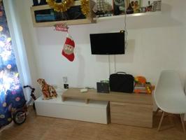 3ª piso en la zona del real de un dormitorio, con un baño, cocina y salón photo 0