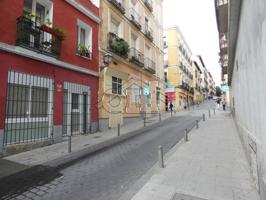 Piso En venta en Calle Del Amparo, Embajadores - Lavapiés, Madrid Capital photo 0