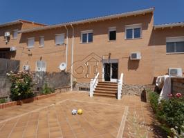 Casa En venta en Calle De Sierra Albarracín, Yeles photo 0