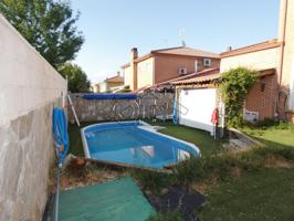 Casa En venta en Torrejón Del Rey photo 0