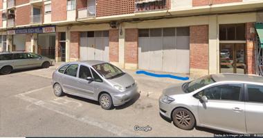 Local En venta en Carrer Pere De Cavassequia, 41, Lleida Capital photo 0