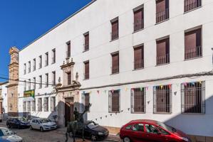 Descubre las mejores viviendas en Castro del Río, Córdoba, en la calle Pósito, 2. photo 0