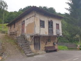 Casa en venta en Grado, 4 dormitorios. photo 0