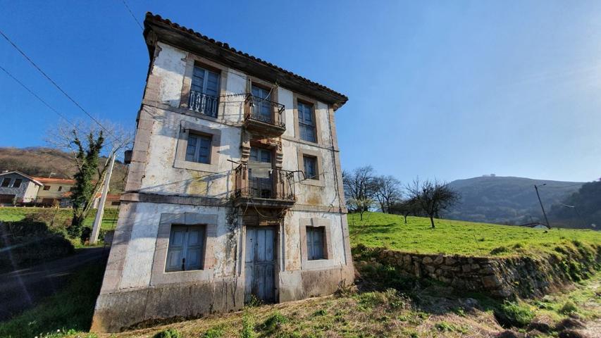 Casa en venta en Grado, 5 dormitorios. photo 0