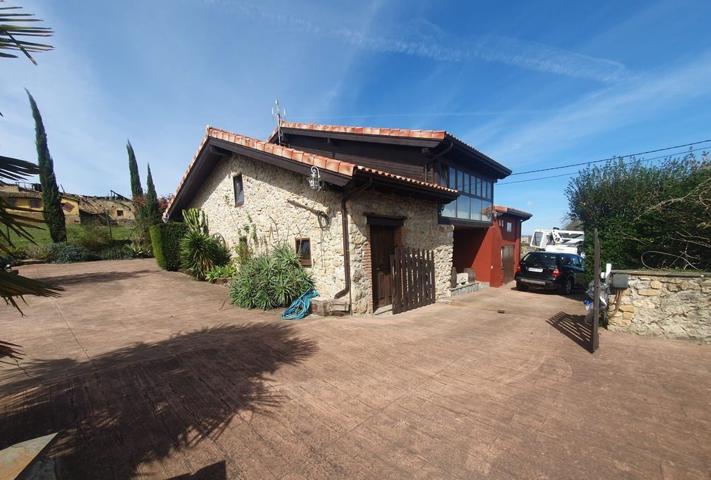 Casa en venta en Villamíana, 4 dormitorios. photo 0