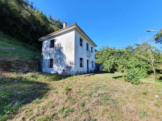 Casa en venta en Salas, 5 dormitorios. photo 0