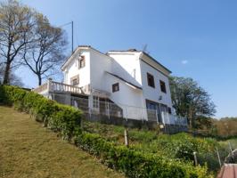 Casa en venta en Grado, 4 dormitorios. photo 0