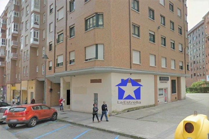 Local Com. en venta en Avilés. photo 0