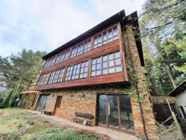 Casa en venta en Tineo, 12 dormitorios. photo 0