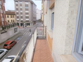 Piso en venta en Grado, 3 dormitorios. photo 0