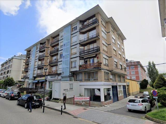 Local Com. en venta en Navia, 1 despacho. photo 0