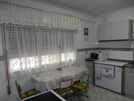 Piso en venta en Grado, 3 dormitorios. photo 0