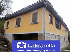 Casa en venta en Grado, 3 dormitorios. photo 0