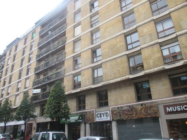 Local Com. en venta en Centro. photo 0
