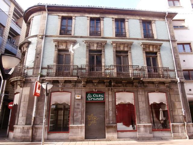 Edificio en venta en Grado. photo 0