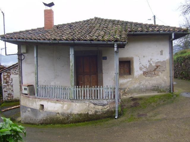 Casa en venta en Candamo, 3 dormitorios. photo 0