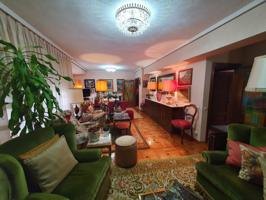 Piso en venta en Grado, 3 dormitorios. photo 0